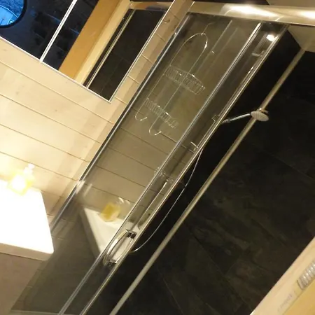 Tinyhouse On Wheels Schortens