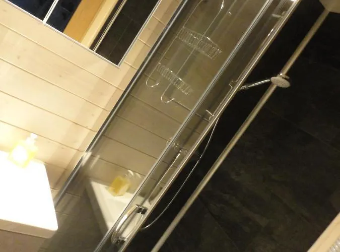 Tinyhouse On Wheels Schortens